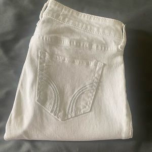 Hollister, size 0R, super skinny white colored jeans.